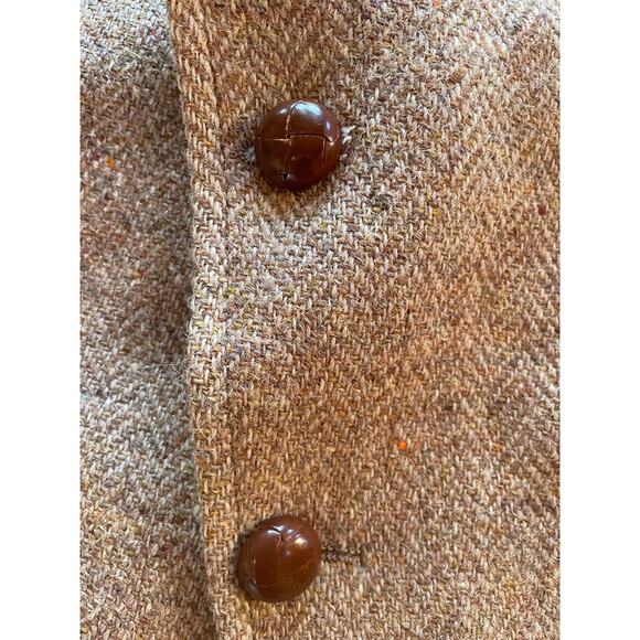 Classic Men's Brown Blazer - Picture 2 of 11